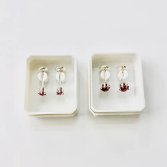 Abridor brillo rojo - acero blanco