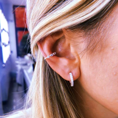 Ear cuff puntitos cubic - plata 925 (por unidad) (cod 11) - comprar online