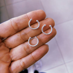Ear cuff torzado - plata 925 (cod 8)
