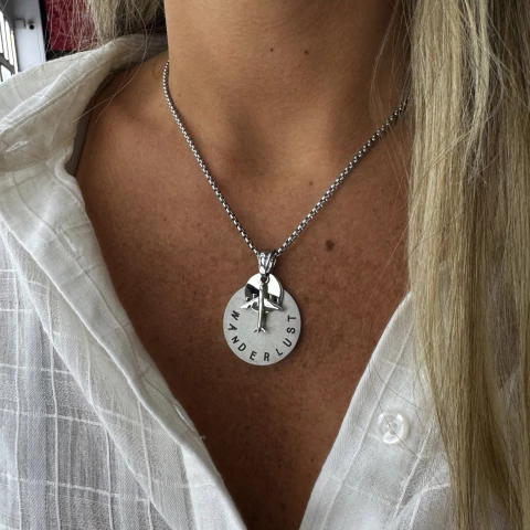 Cadena & medalla wanderlust - acero quirúrgico (cod 31) - comprar online