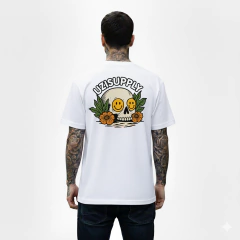 Camiseta Streetwear Uzi Happy Skull - loja online