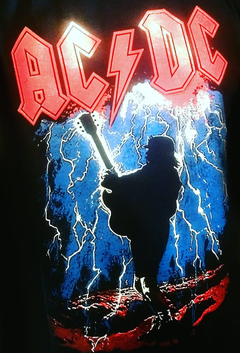 Buzo cuello redondo AC/DC - Angus
