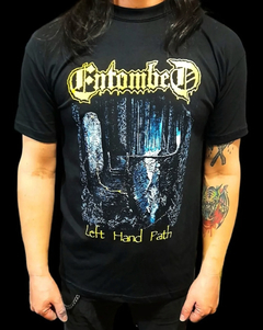Remera Entombed - Left Hand Path