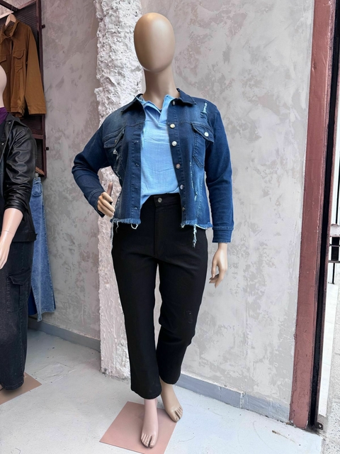 Jeans negro intenso tobillero elastizado tiro alto