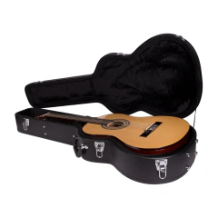 Estuche duro negro abierto para guitarra clásica con guitarra clásica dentro