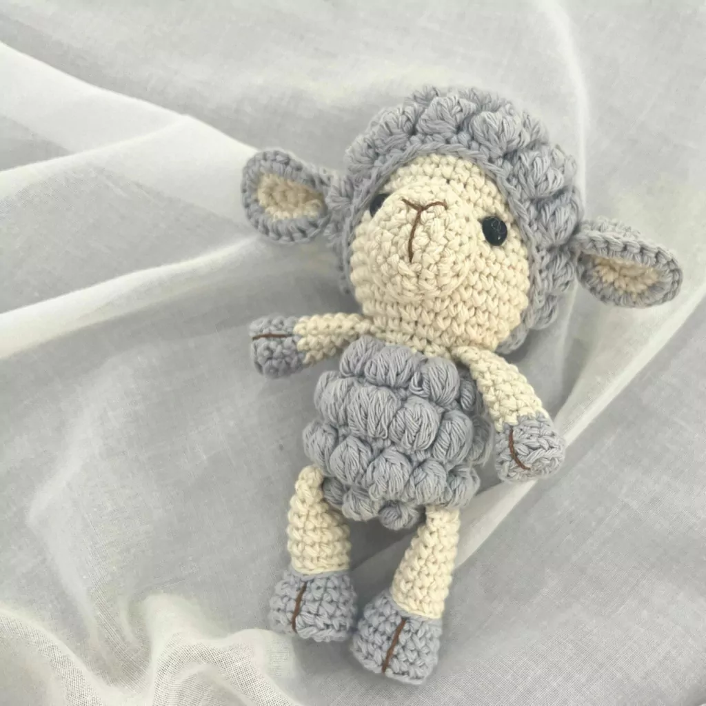OVEJITA TEJIDA GRIS
