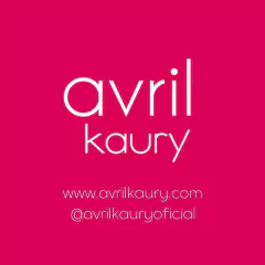 Conjunto de microfibra. Corpiño top con cierre delantero y cola less tiro alto. Art 2013 en internet