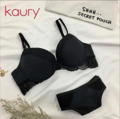 Conjunto de microfibra y puntilla. Corpiño taza soft con push up y cola less. Art 4000 - comprar online