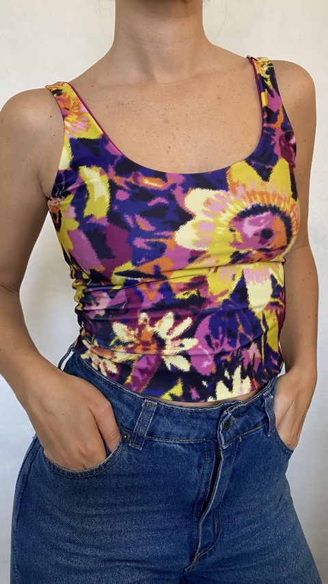Pasionaria Violeta - Musculosa Escote Abierto