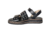 Sandalias con tachas negras en internet