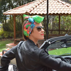 PAÑOLETA FLAMINGOS - VALISSE · 100% SILK SCARVES · A PIECE OF ART ·