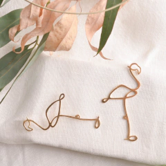 ARETES FLAMINGO LINEAS - VALISSE · 100% SILK SCARVES · A PIECE OF ART ·