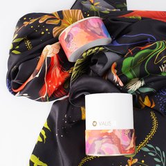 PAÑOLETAS CULTO A LA NOCHE - VALISSE · 100% SILK SCARVES · A PIECE OF ART ·
