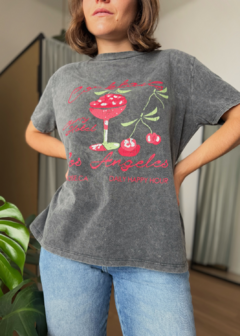 Remera Cherry en internet