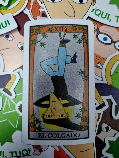 Sticker Arcano "El Colgado" Jaique Sabio by Producciones Trukini