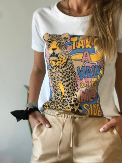 Remera Take a walk
