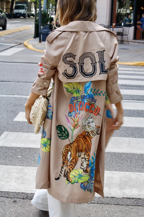 TRENCH JUNGLE CAMEL - comprar online