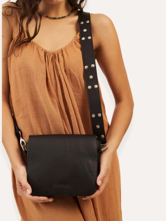 BANDOLERA SOHO NEGRA - CHENNA         - BAGS & MORE -  