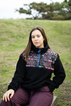 Buzo BOSQUE negro - comprar online