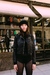 CUER00M2 Campera simil cuero clasica con detalles metalicos
