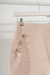 SHOR0837 Short de crepe sastrero con botones plateados