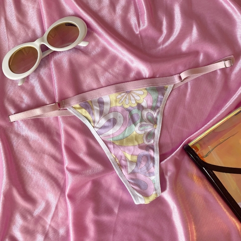 Tanga Groovy