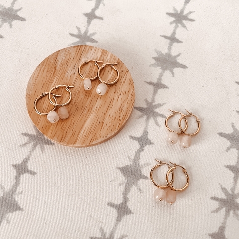 Aros CLARK - Acero dorado + Cuarzo Rosa