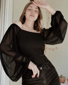 Blusa me elijo una y otra vez en internet