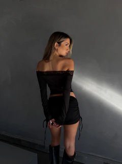 TOP HEBE NEGRO