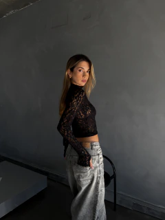 POLERA ARIS NEGRA en internet