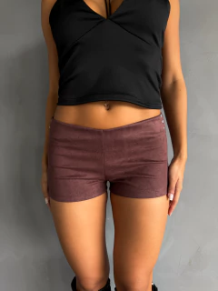SHORT FALAK GAMUZA MARRON - comprar online