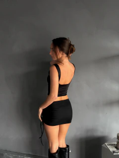 POLLERA ELAIA NEGRO en internet