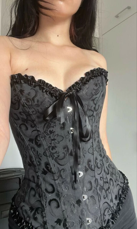 CORSET VICTORIANO NEGRO - comprar online