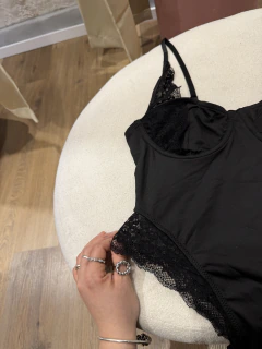 BODY IMPORTADO PALM BEACH NEGRO - comprar online