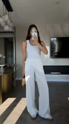PANTALÓN CON BANDANA en internet