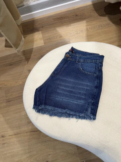 SHORT MOM AZUL DESFLECADO - comprar online