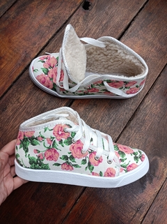 Imagen de BOTA CON CORDERITO ROSAS 38 SIN CAMBIO LIQUIDACION