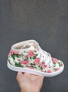 BOTA CON CORDERITO ROSAS 38 SIN CAMBIO LIQUIDACION - LP Diseño