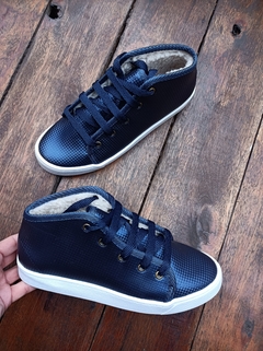 BOTA AZUL CON CORDERITO 40 SIN CAMBIO