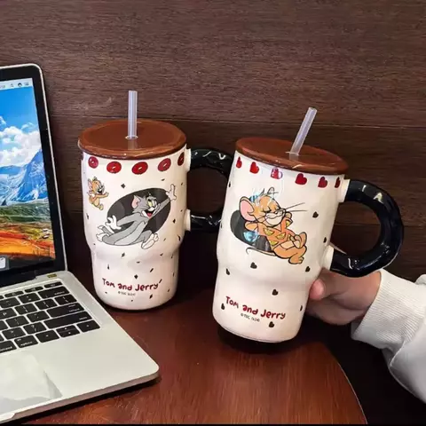 Taza ceramica TOM Y JERRY