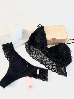 Conjunto Juana en internet