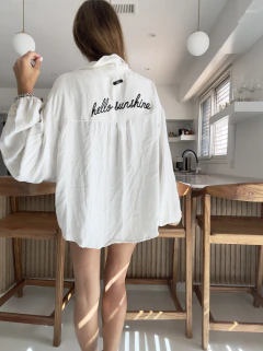 Imagen de Camisa hello blanca