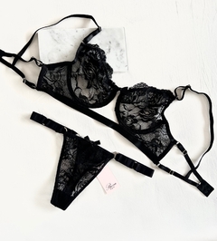 Conjunto Attraction en internet