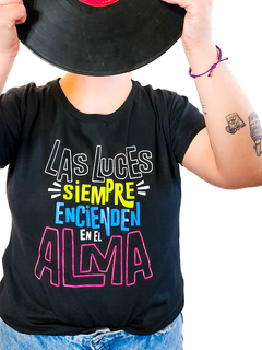 Remera Fito Páez - Las luces siempre encienden en el alma en internet