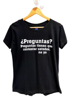 Remera Cristina Preguntas - comprar online