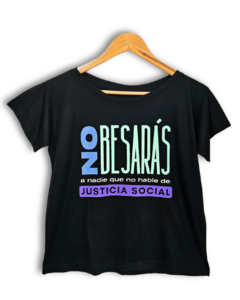 No besarás a nadie que no hable de Just Social - comprar online