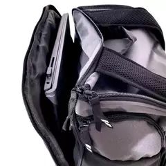 MOCHILA DE NATACIÓN AQUON GLOBAL 35LITROS - GRIS - Ciudad Del Nado