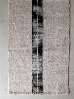 Despacho inmediato - Alfombra pasillera 220x70 cm natural con peinecillo central negro en internet