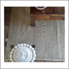 Alfombra beige lisa - comprar online
