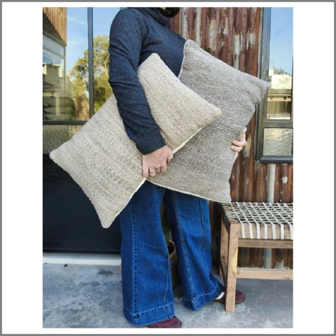 Almohadón edición limitada liso - comprar online